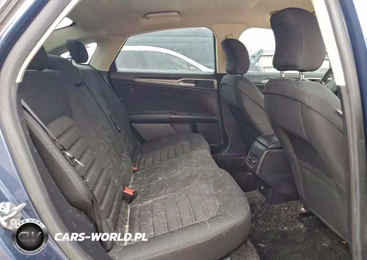 2018 Ford Fusion Se VIN:3FA6P0H77JR143185 - 10