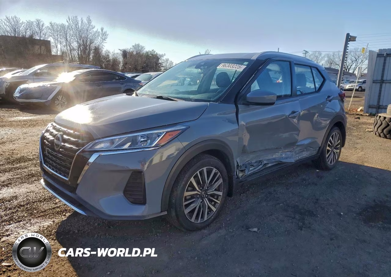 2022 Nissan Kicks Sv