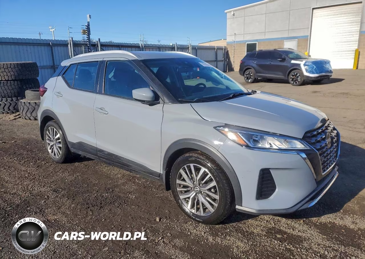 2022 Nissan Kicks Sv VIN:3N1CP5CV1NL484285 - 4