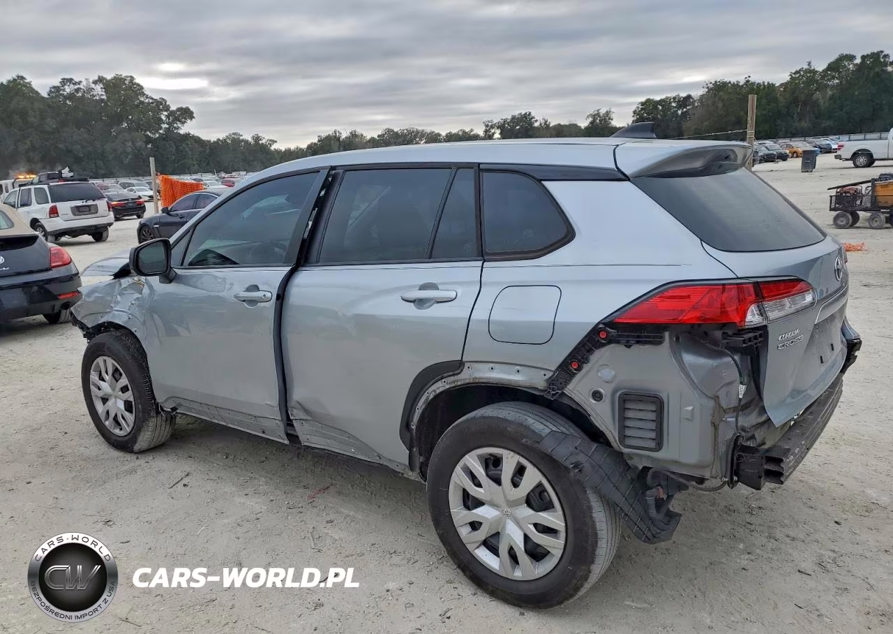 2022 Toyota Corolla Cross L VIN:7MUAAAAG0NV031438 - 2