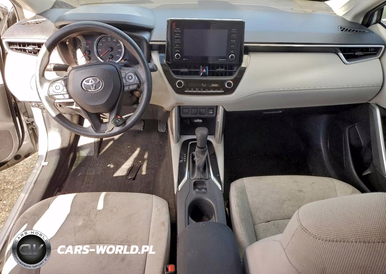 2022 Toyota Corolla Cross L VIN:7MUAAAAG0NV031438 - 8