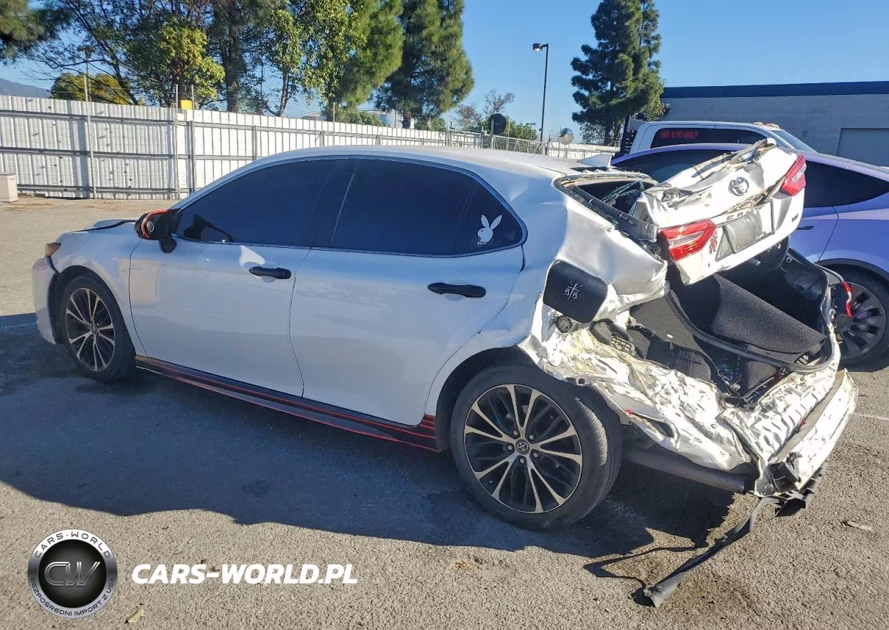 2019 Toyota Camry L VIN:4T1B11HK3KU711734 - 2