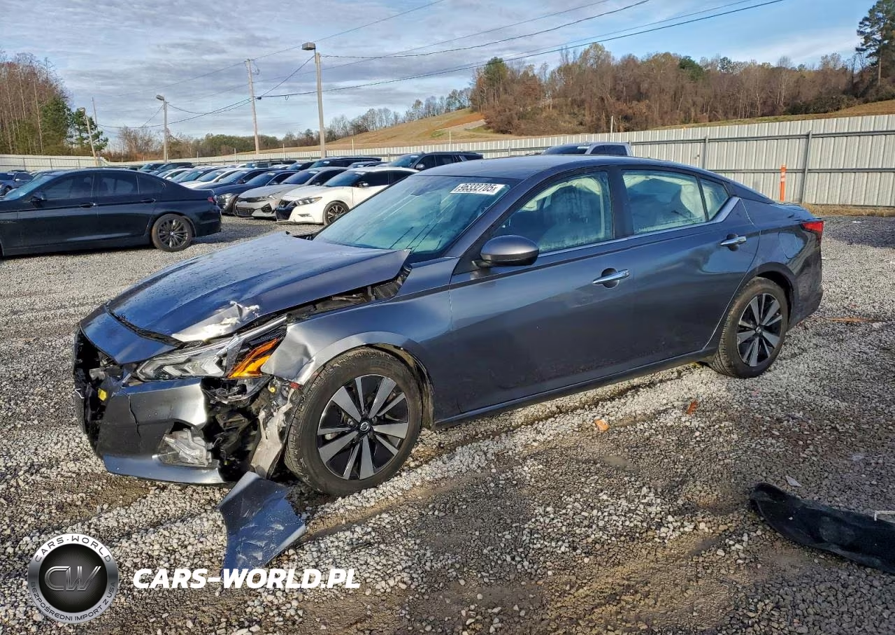 2021 Nissan Altima Sv
