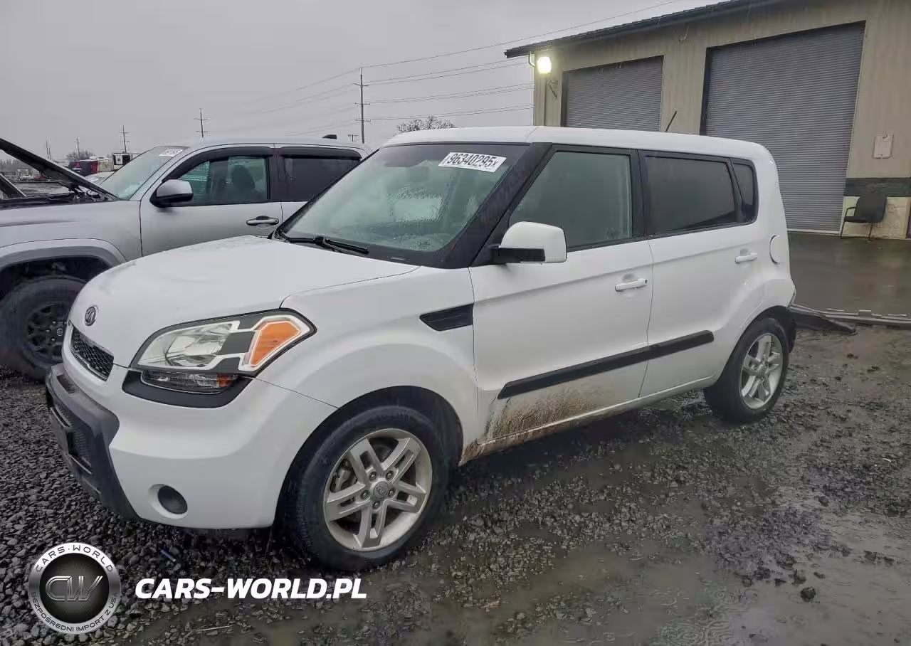 2011 Kia Soul +