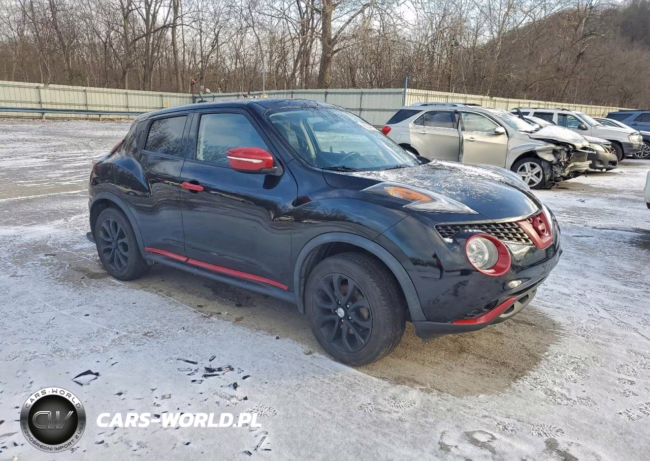 2015 Nissan Juke S VIN:JN8AF5MV1FT560160 - 4