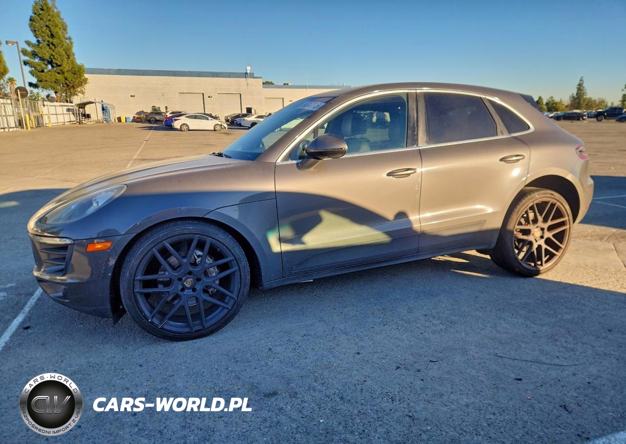 2016 Porsche Macan S