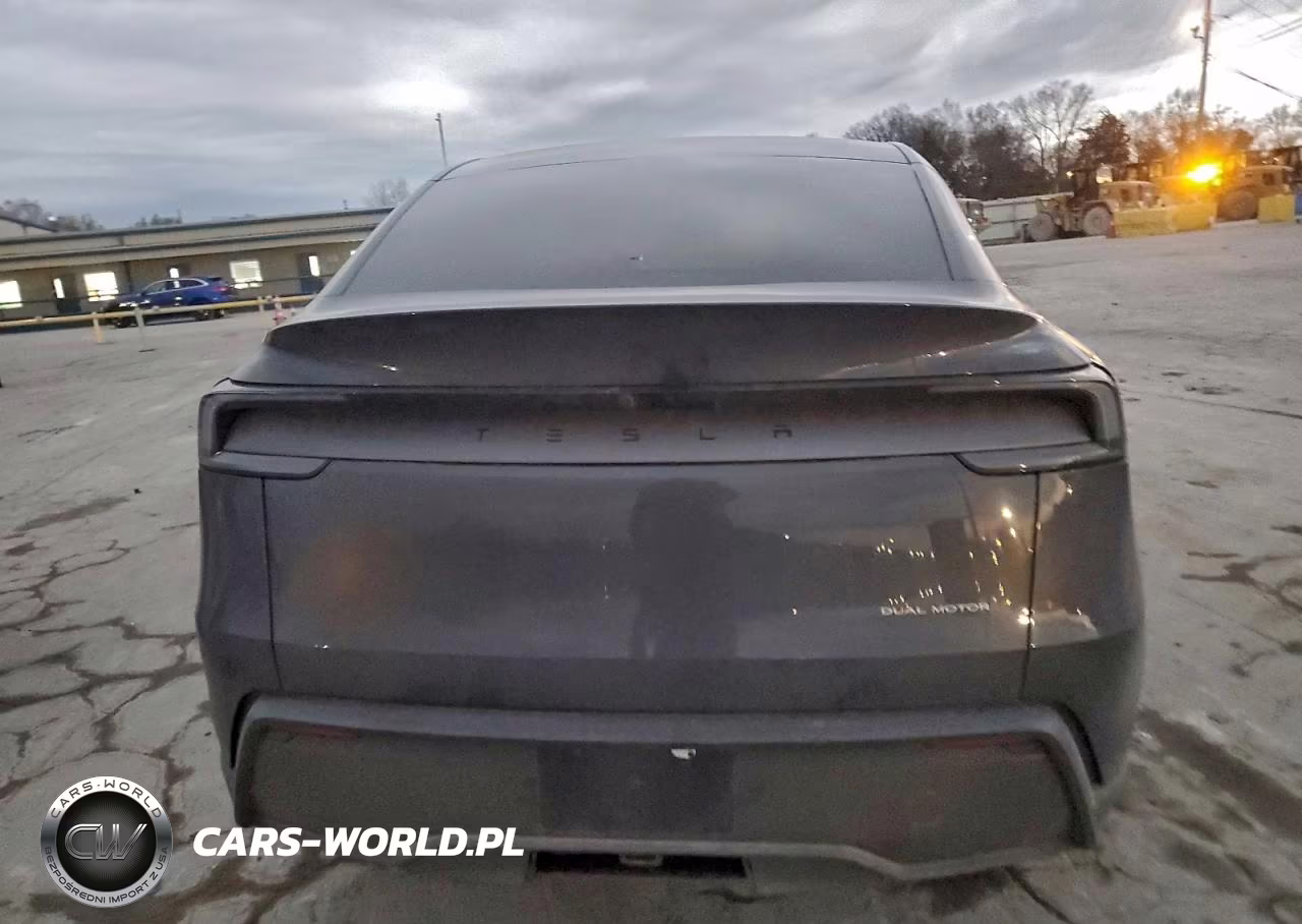 2026 Tesla Model Y VIN:7SAYGDEE6TA463454 - 6
