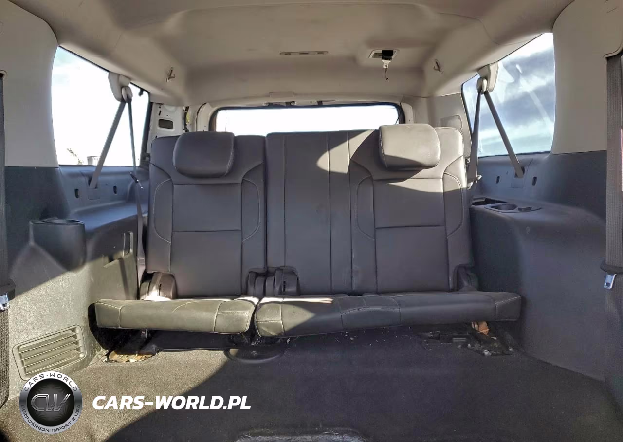 2019 Chevrolet Suburban K1500 Lt VIN:1GNSKHKC2KR109770 - 10
