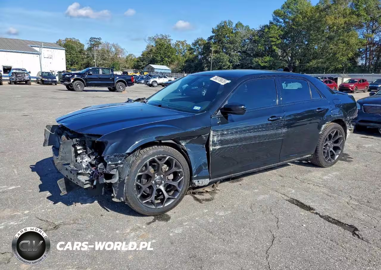 2019 Chrysler 300 Touring