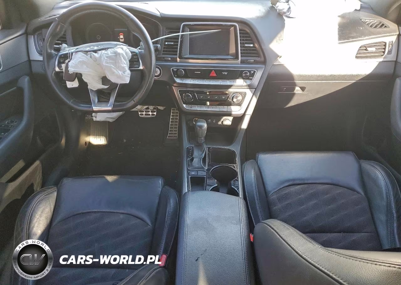 2018 Hyundai Sonata Sport VIN:5NPE34AF0JH649308 - 8