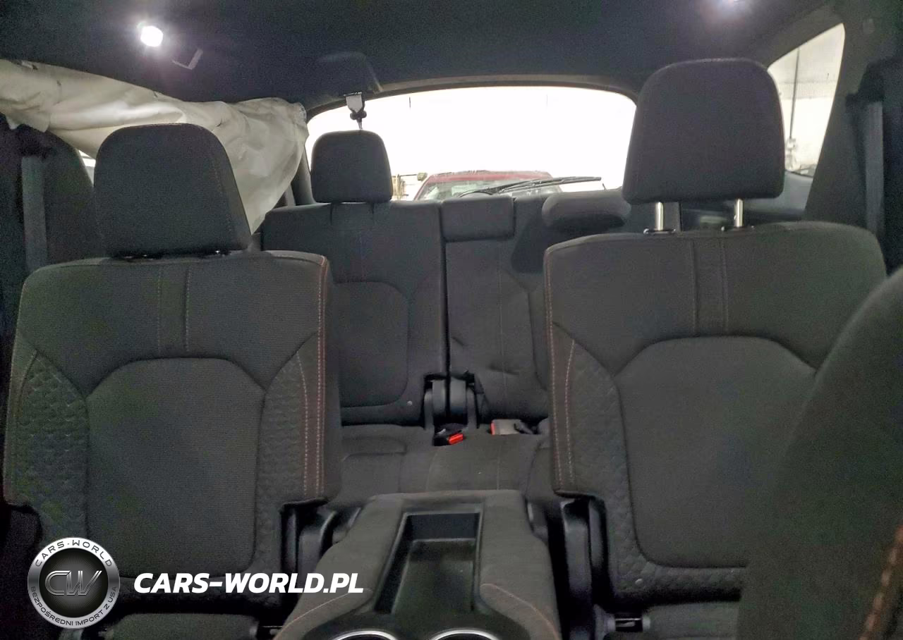 2025 Honda Pilot Sport VIN:5FNYG1H35SB020039 - 10
