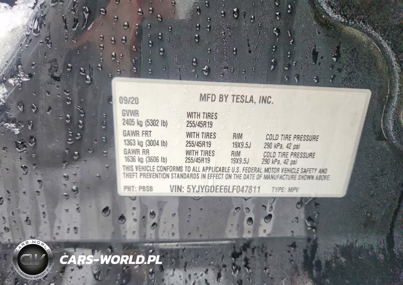 2020 Tesla Model Y VIN:5YJYGDEE6LF047811 - 13
