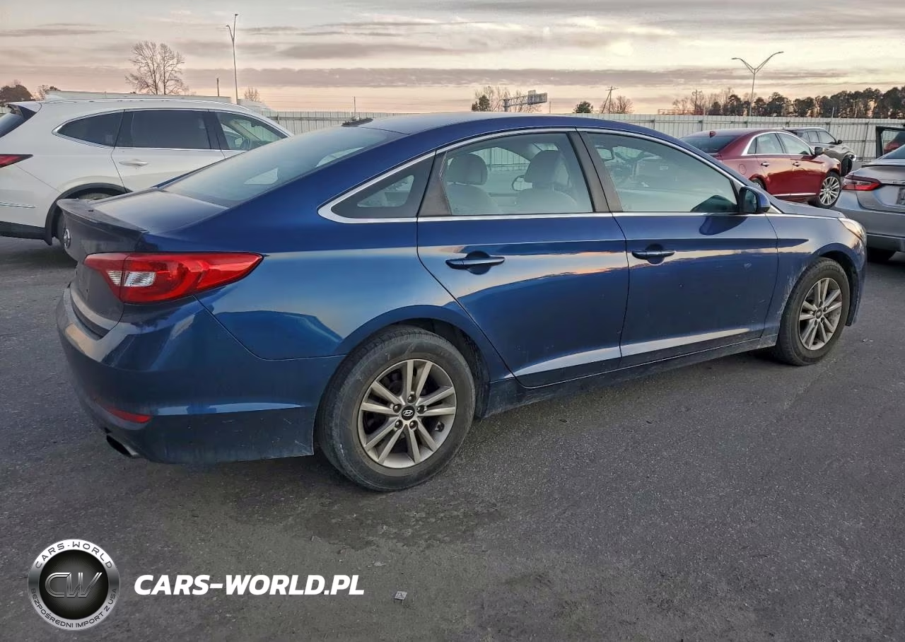 2016 Hyundai Sonata Se VIN:5NPE24AF2GH307743 - 3
