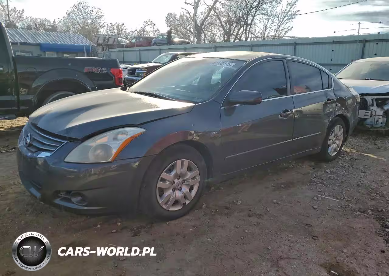 2011 Nissan Altima Base