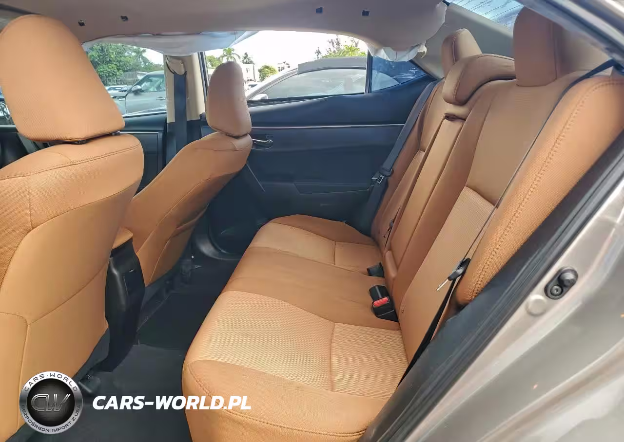 2015 Toyota Corolla L VIN:5YFBURHE9FP337783 - 10