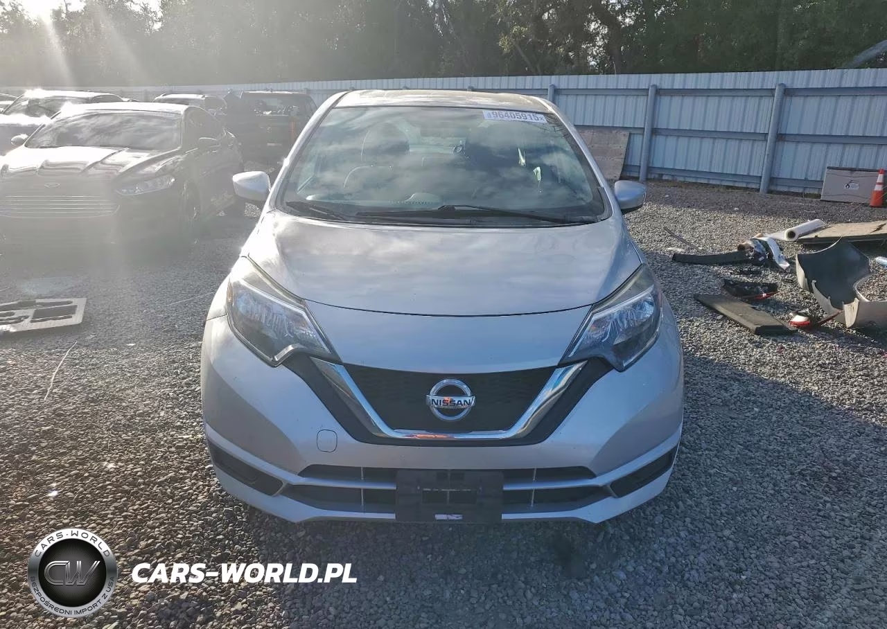 2017 Nissan Versa Note S VIN:3N1CE2CP7HL358703 - 5
