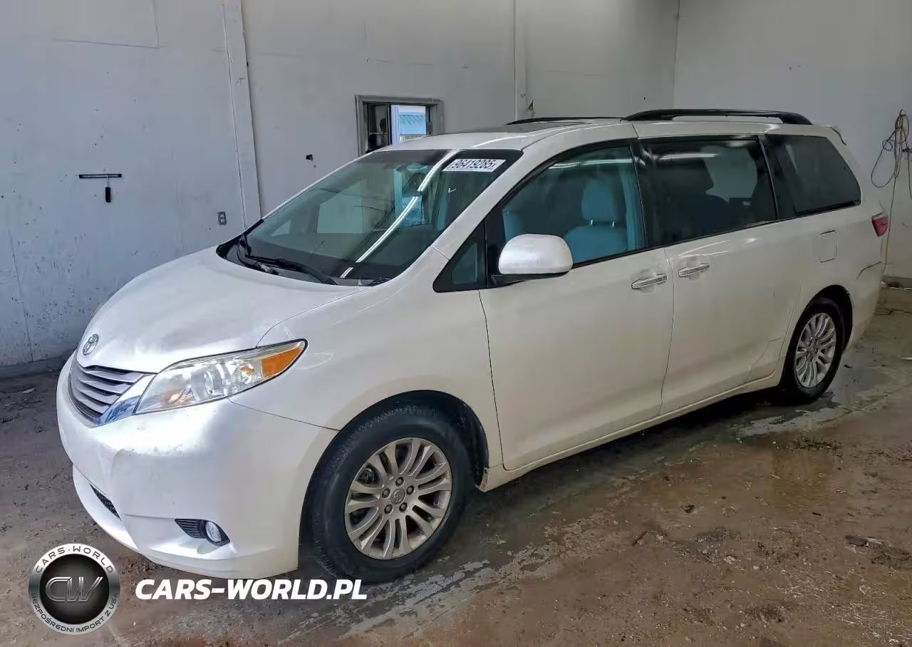 2015 Toyota Sienna Xle