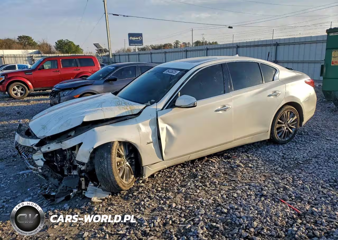 2018 Infiniti Q50 Luxe