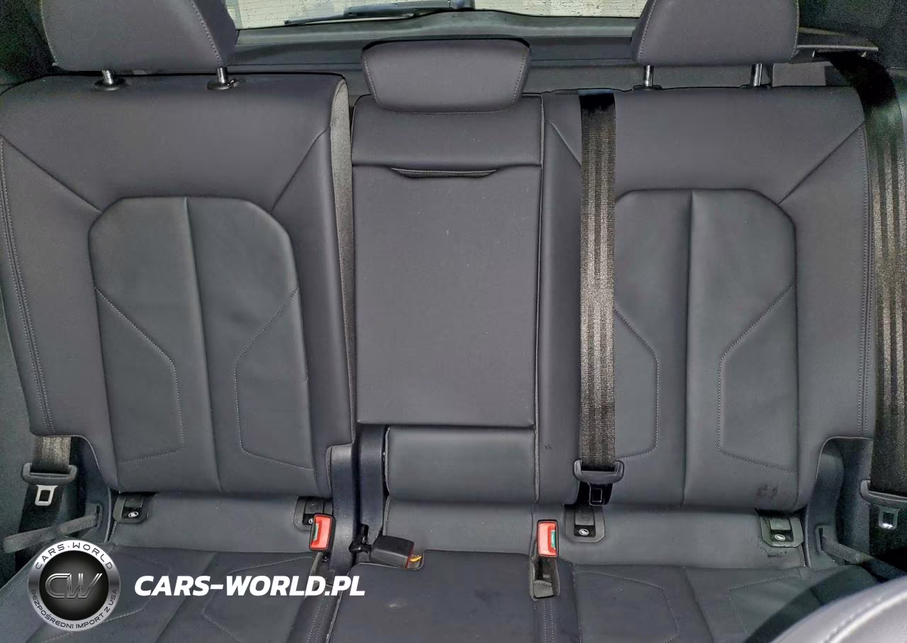2020 Audi Q3 Premium Plus VIN:WA1BECF36L1106684 - 10