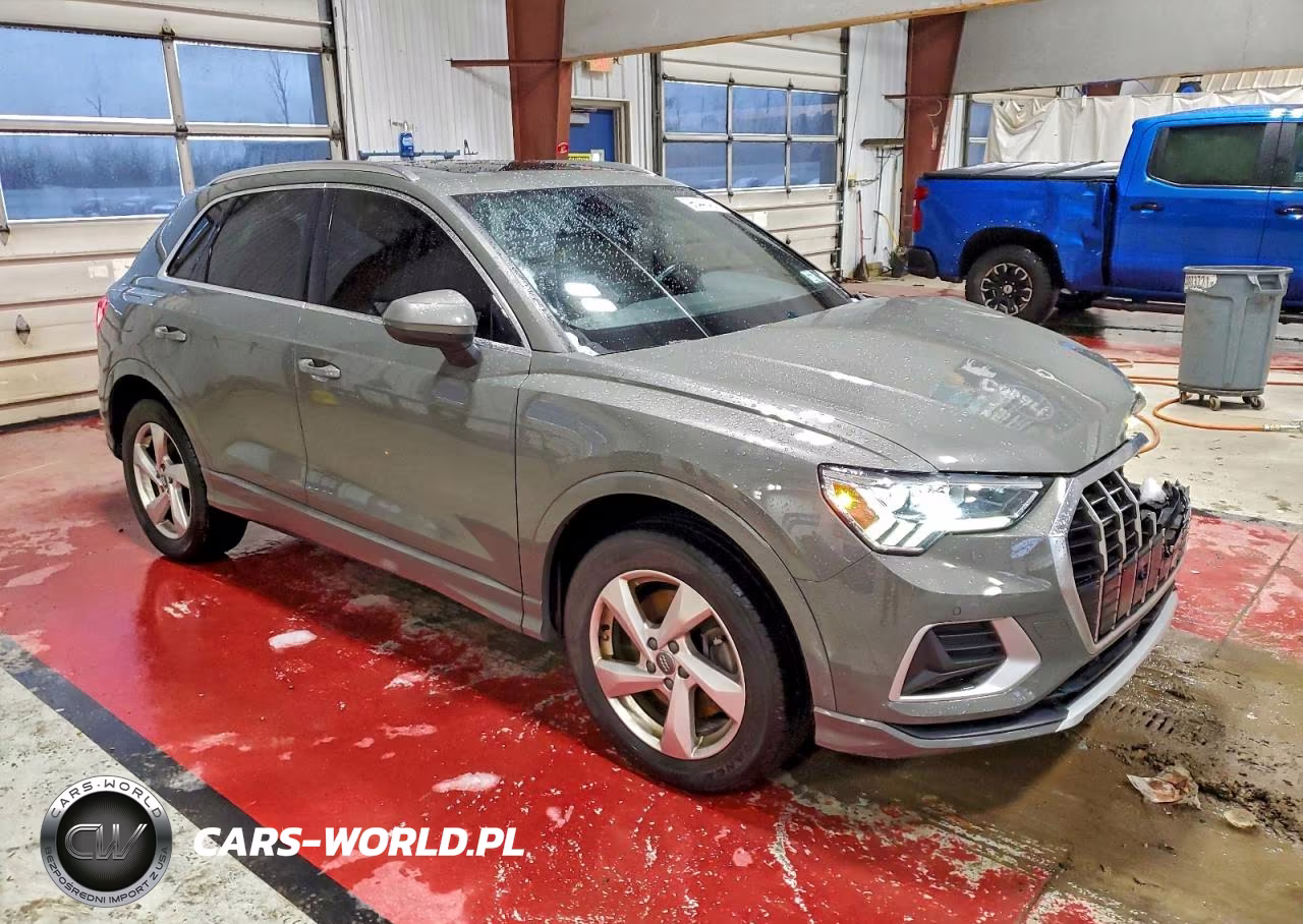 2020 Audi Q3 Premium Plus VIN:WA1BECF36L1106684 - 4