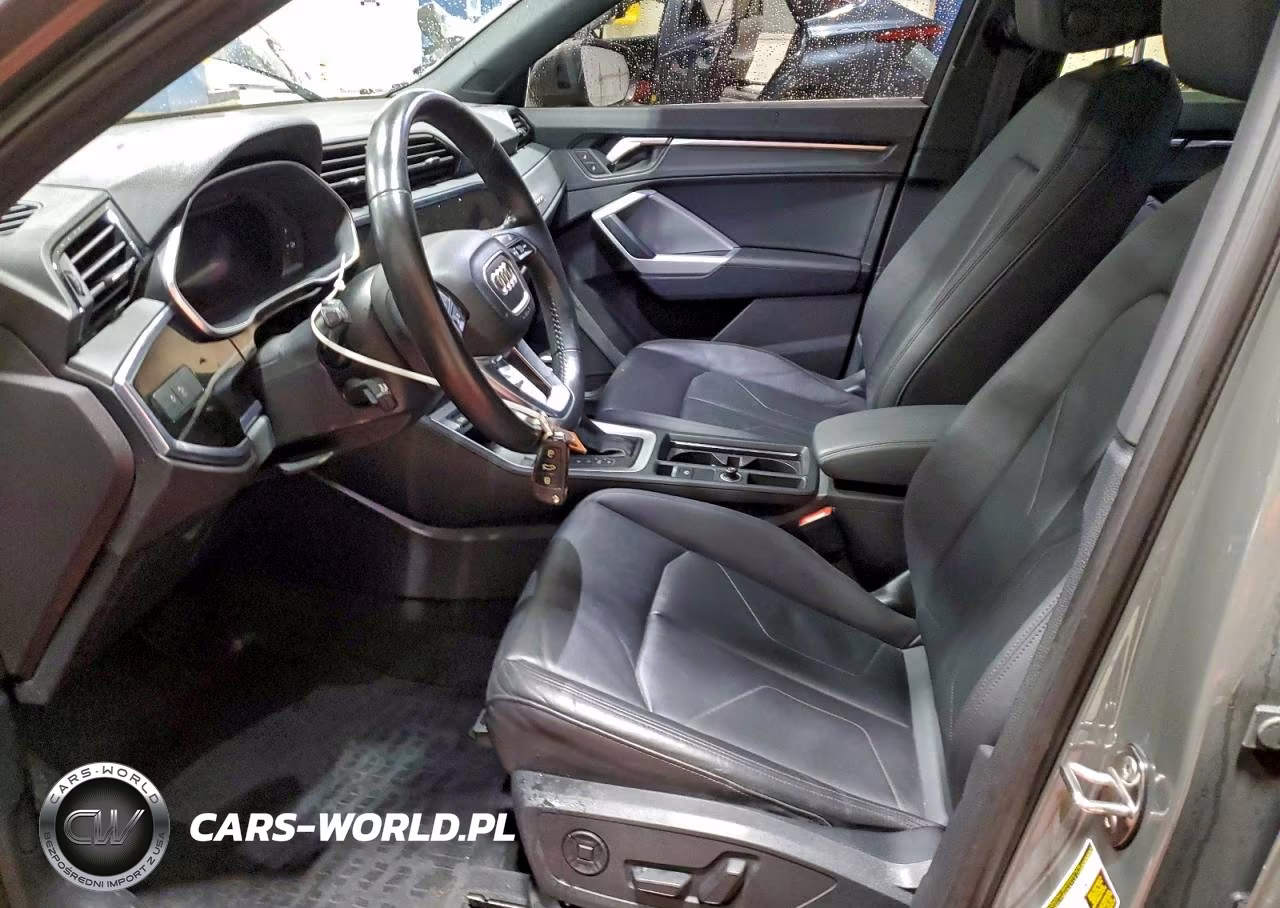 2020 Audi Q3 Premium Plus VIN:WA1BECF36L1106684 - 7