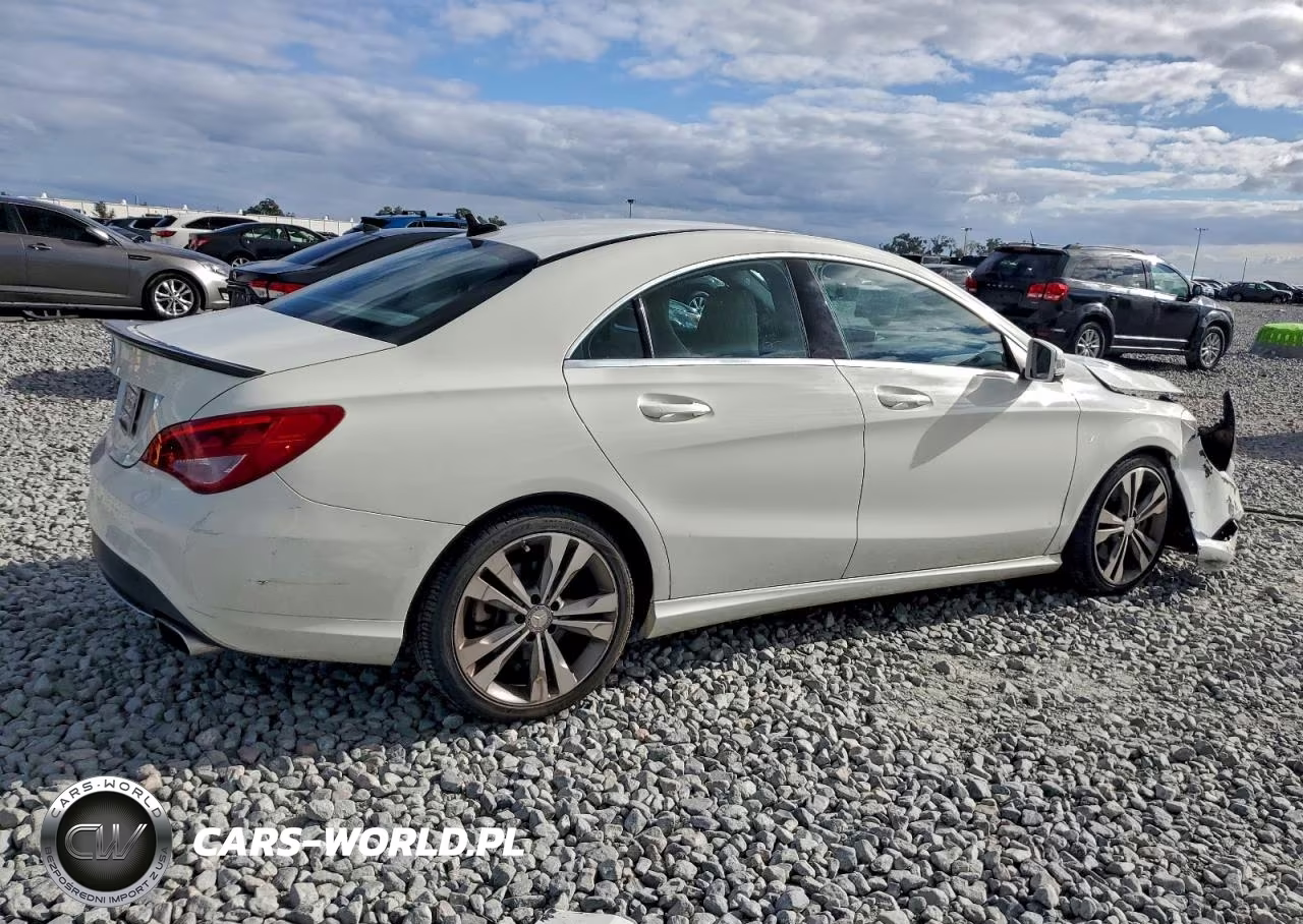 2015 Mercedes-Benz Cla 250 VIN:WDDSJ4EB3FN253824 - 3