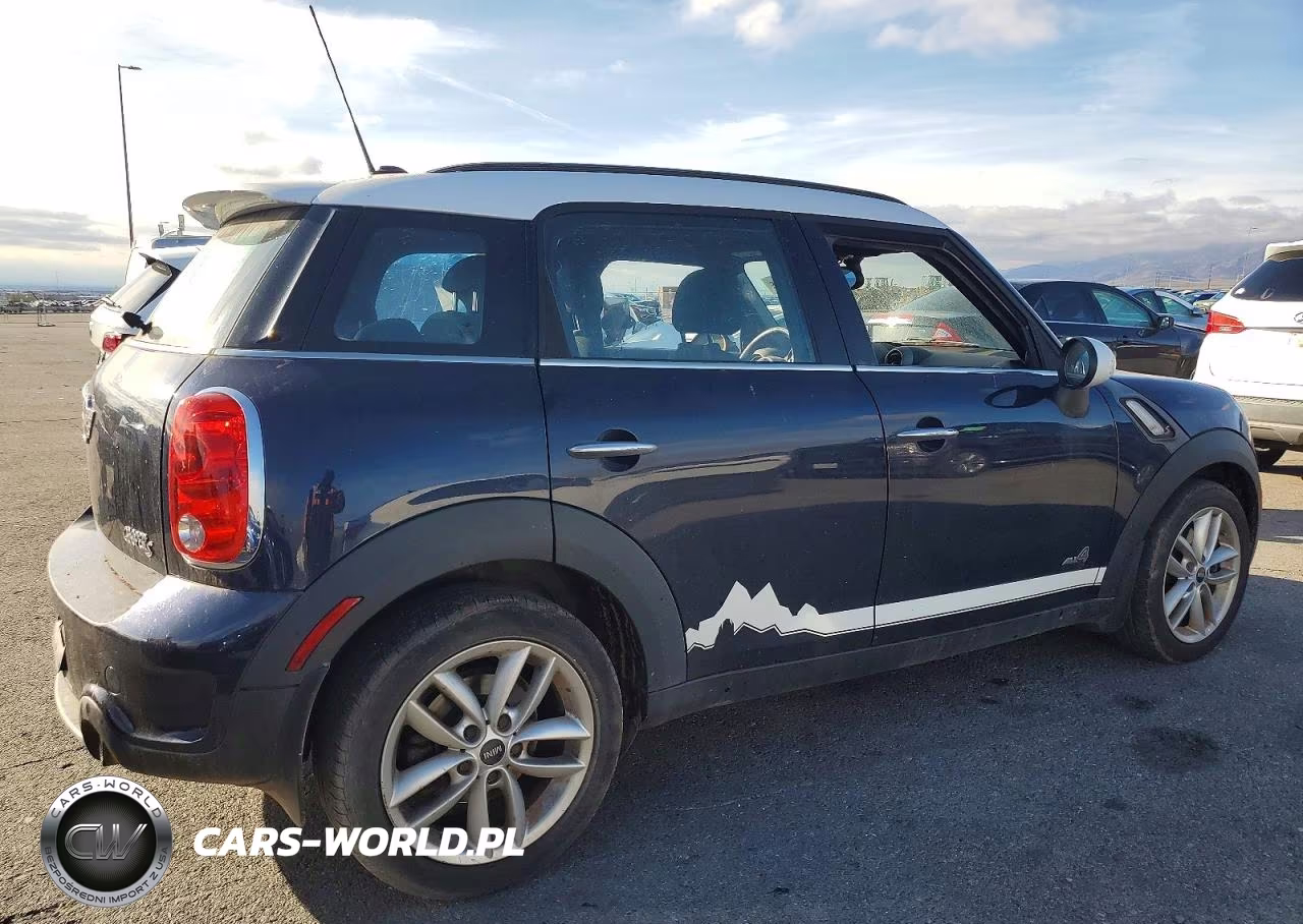 2011 Mini Cooper Cou VIN:WMWZC5C52BWL53419 - 3