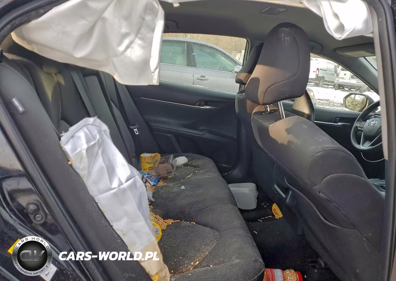 2018 Toyota Camry L VIN:JTNB11HK9J3044897 - 10