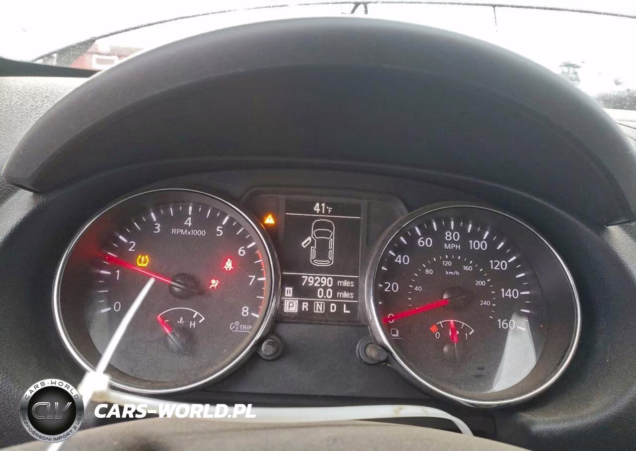 2015 Nissan Rogue Select S VIN:JN8AS5MV1FW755637 - 9