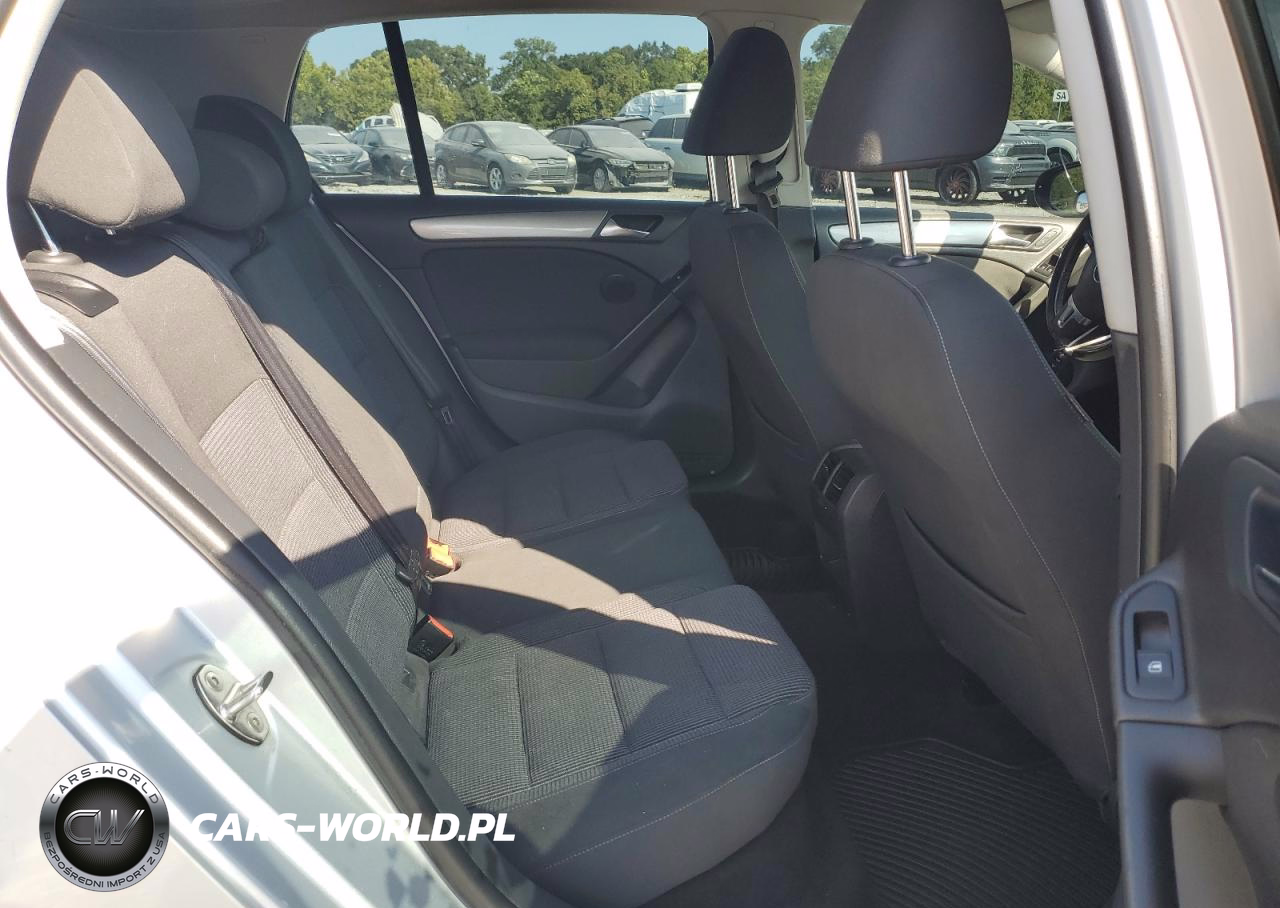 2013 Volkswagen Golf VIN:WVWDM7AJXDW091710 - 10