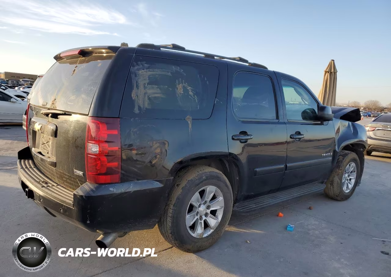 2007 Chevrolet Tahoe C1500 VIN:1GNFC130X7R245579 - 3