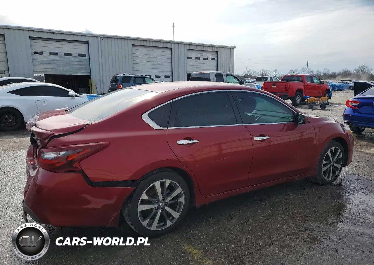 2017 Nissan Altima 2.5 VIN:1N4AL3AP1HC498640 - 3