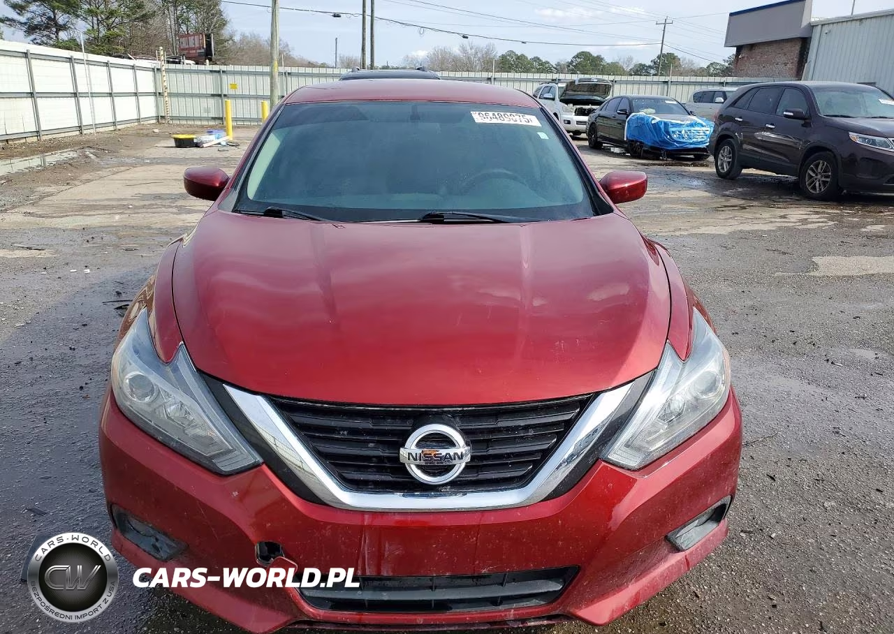 2017 Nissan Altima 2.5 VIN:1N4AL3AP1HC498640 - 5