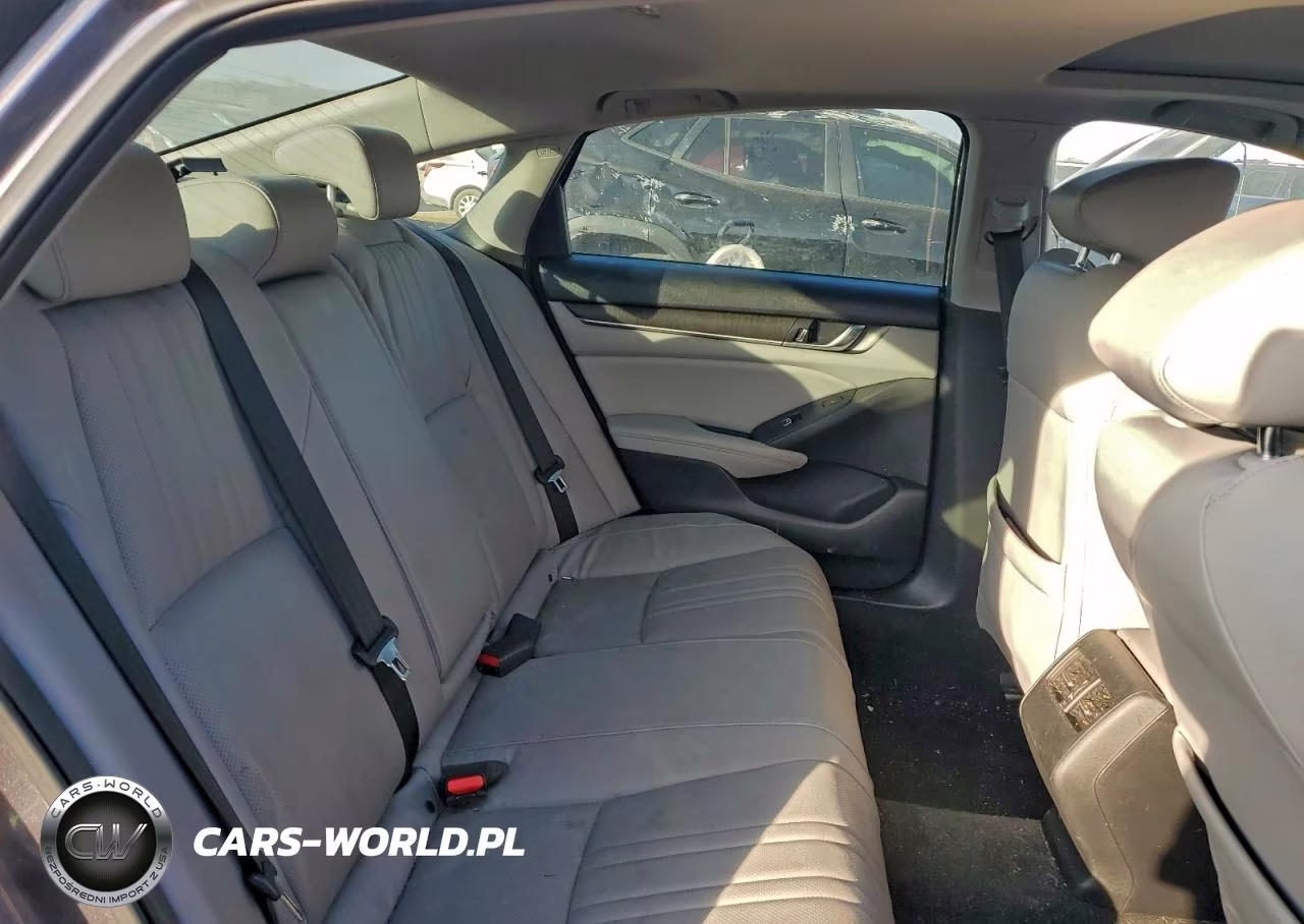 2018 Honda Accord Touring Hybrid VIN:1HGCV3F98JA014621 - 10
