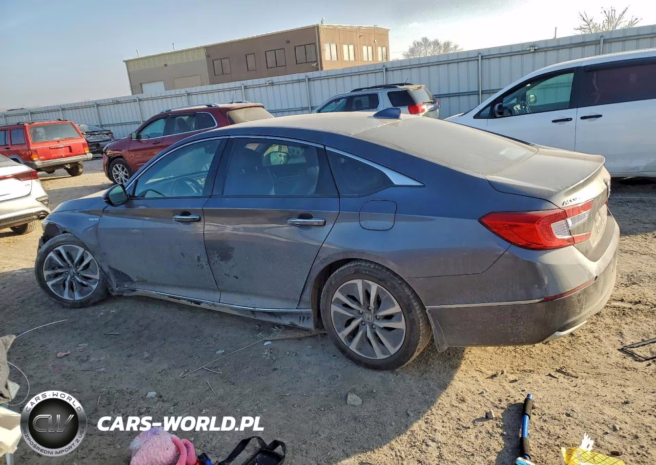 2018 Honda Accord Touring Hybrid VIN:1HGCV3F98JA014621 - 2