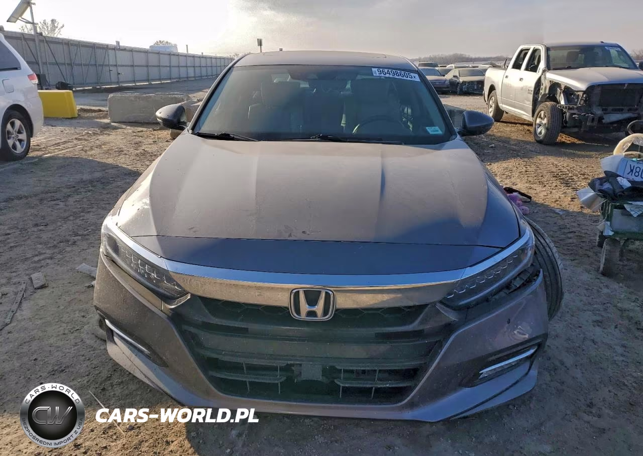 2018 Honda Accord Touring Hybrid VIN:1HGCV3F98JA014621 - 5