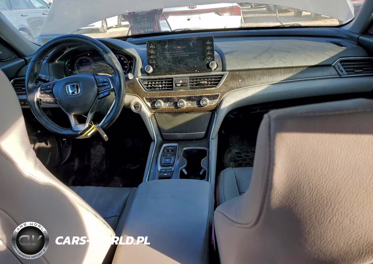 2018 Honda Accord Touring Hybrid VIN:1HGCV3F98JA014621 - 8