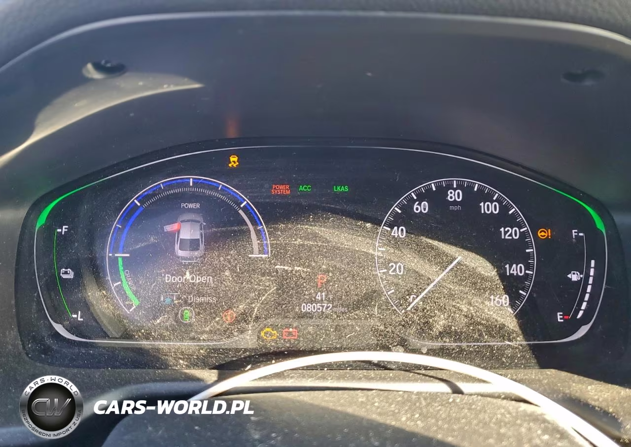 2018 Honda Accord Touring Hybrid VIN:1HGCV3F98JA014621 - 9