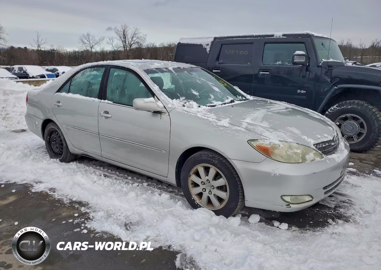2003 Toyota Camry VIN:4T1BF30K03U061075 - 4
