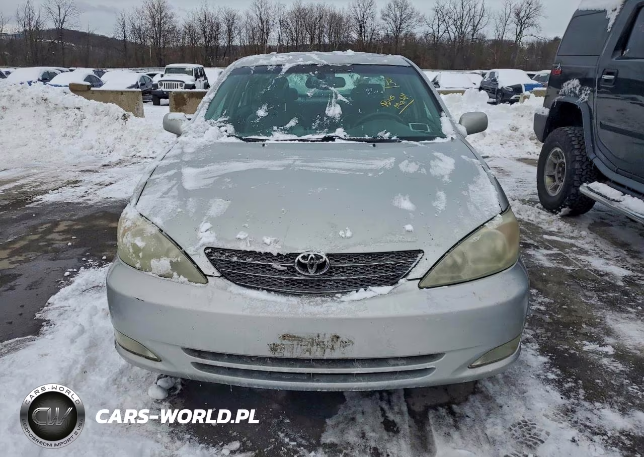2003 Toyota Camry VIN:4T1BF30K03U061075 - 5