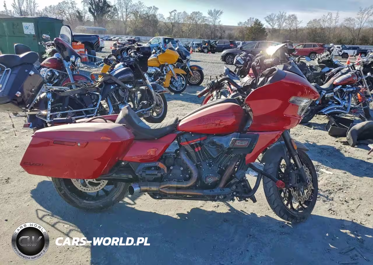 2025 Harley-Davidson Fltrxstse