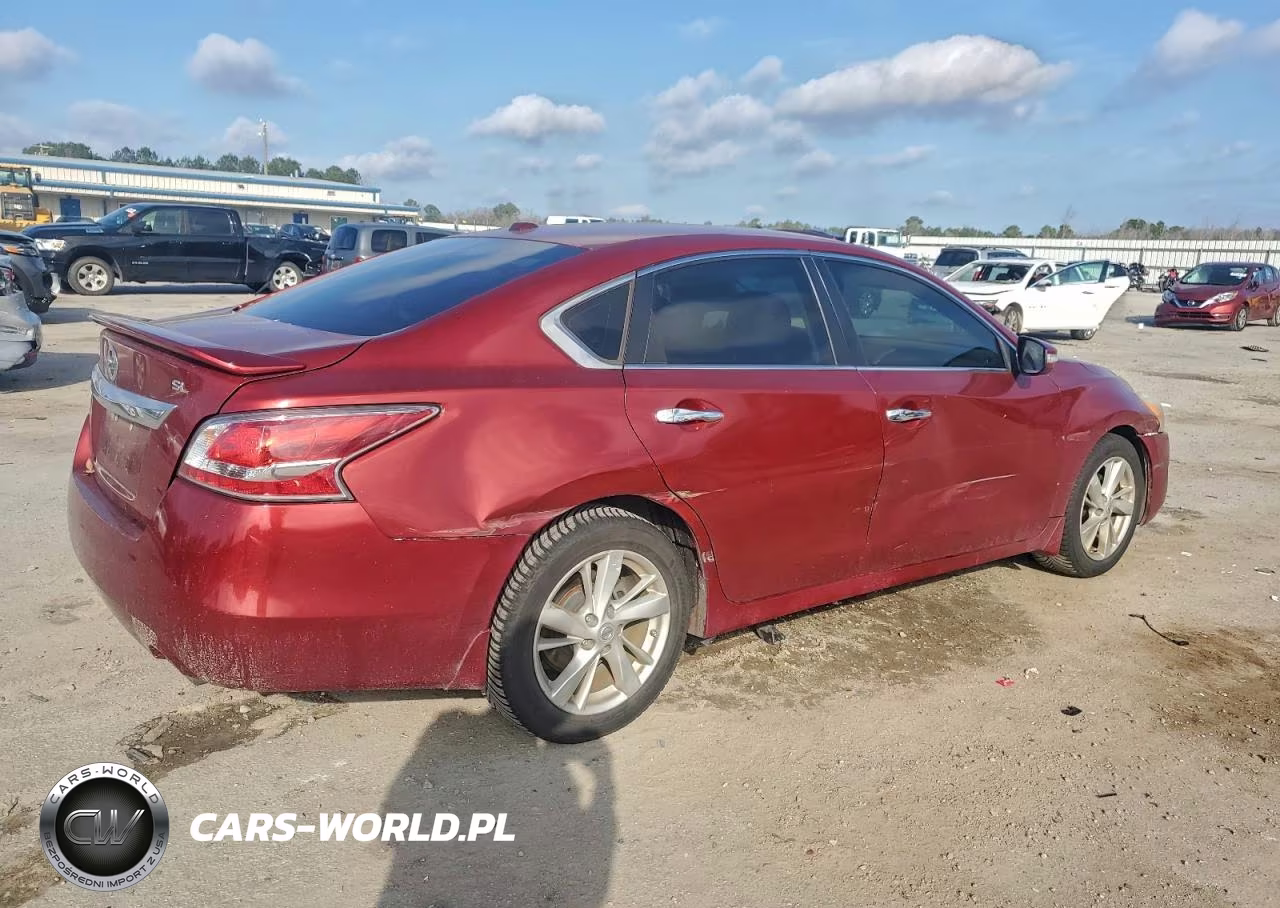 2015 Nissan Altima 2.5 VIN:1N4AL3AP1FC134795 - 3