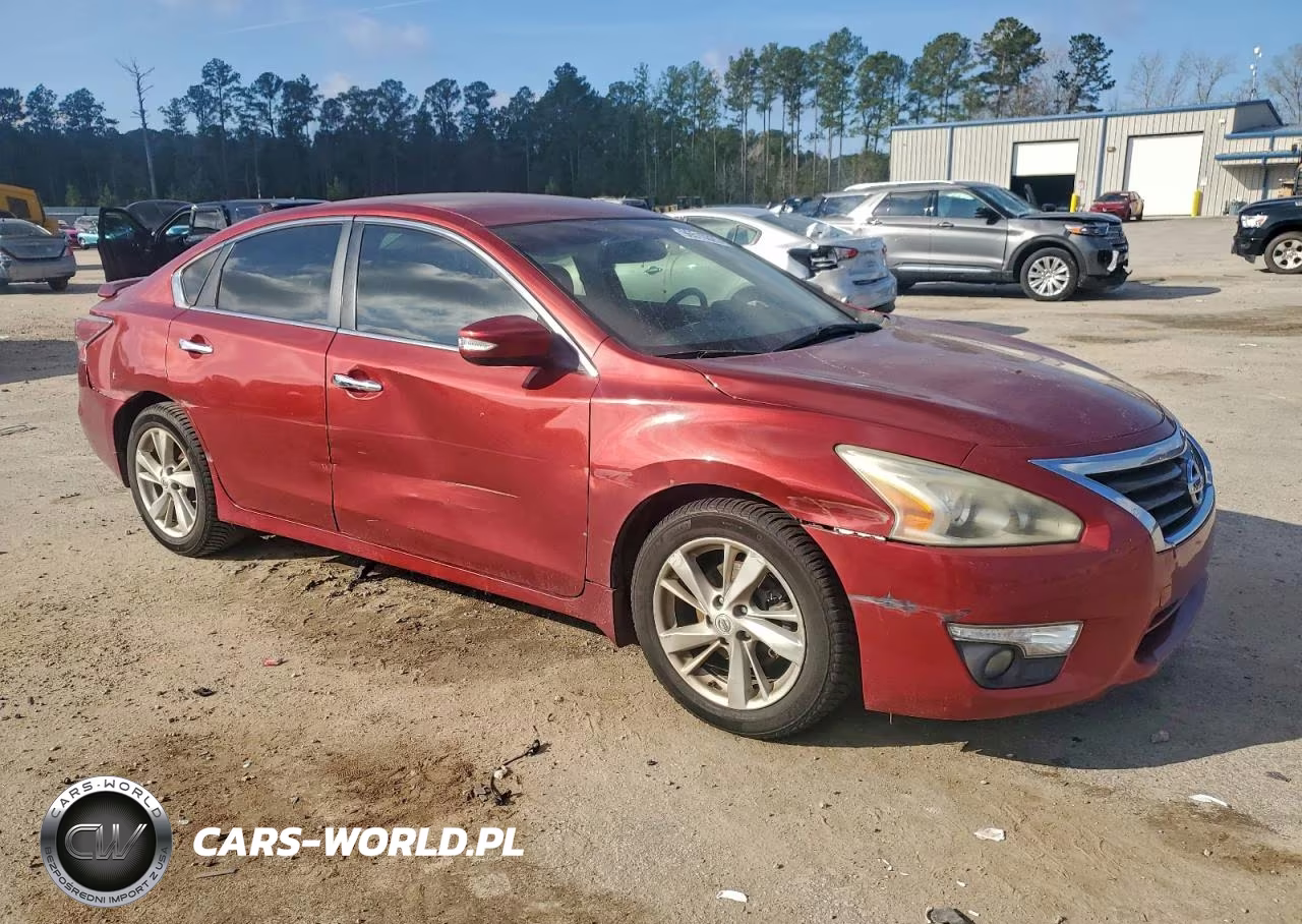 2015 Nissan Altima 2.5 VIN:1N4AL3AP1FC134795 - 4