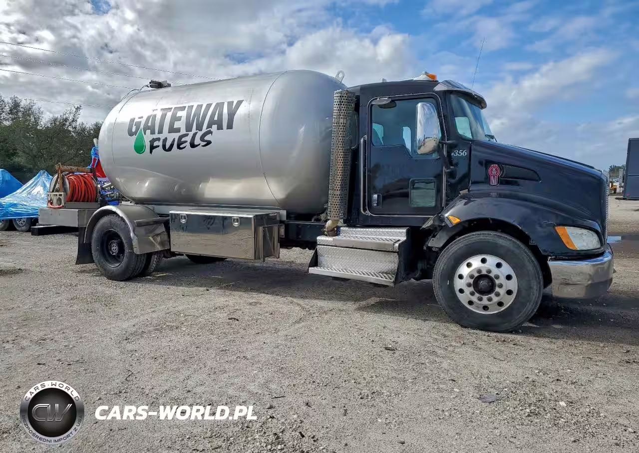 2019 KENWORTH T370