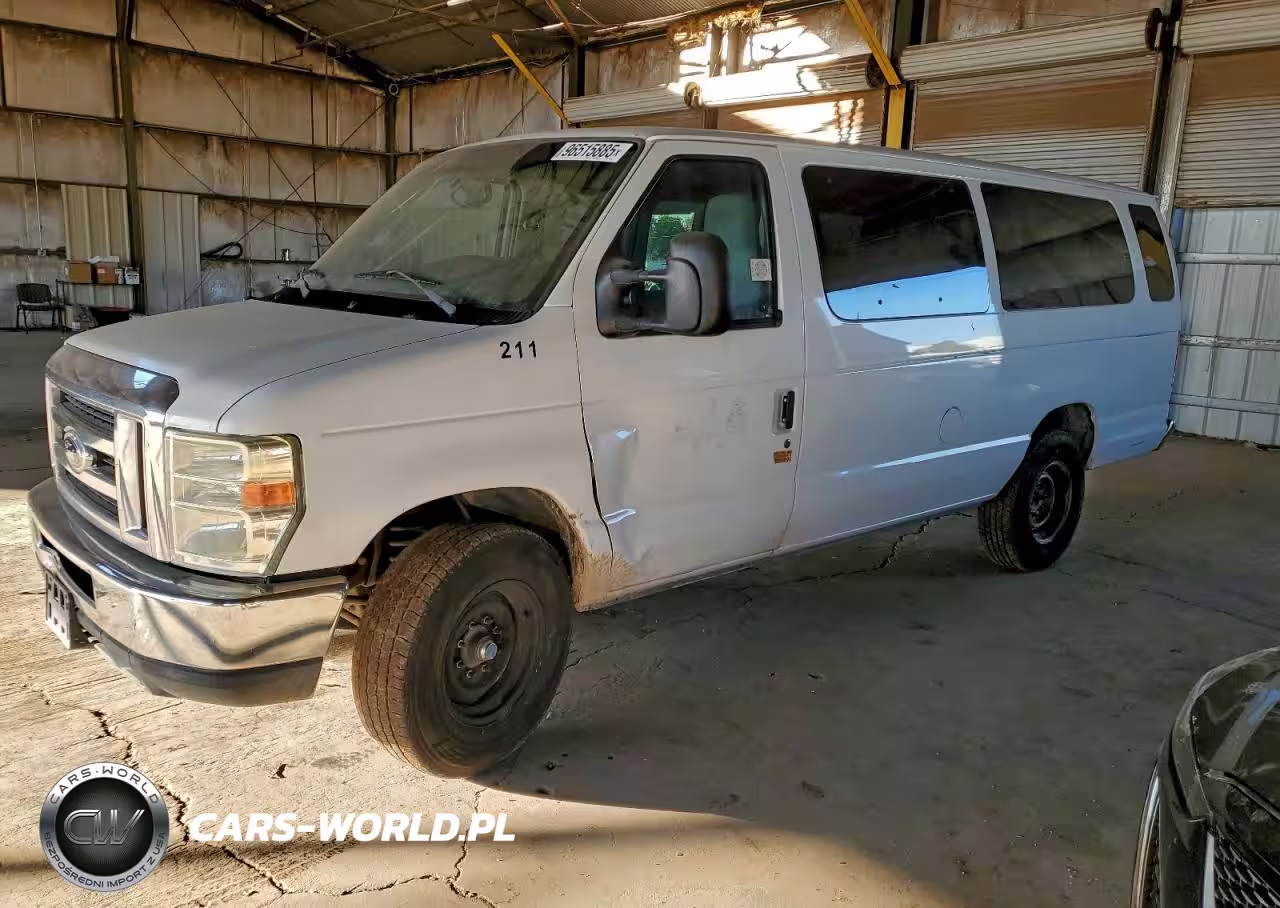 2014 Ford Econoline E350 Super Duty Wagon