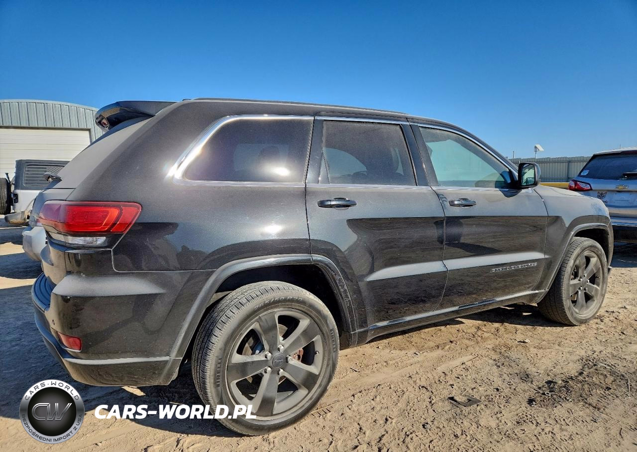 2015 Jeep Grand Cherokee Laredo VIN:1C4RJEAG2FC137042 - 3