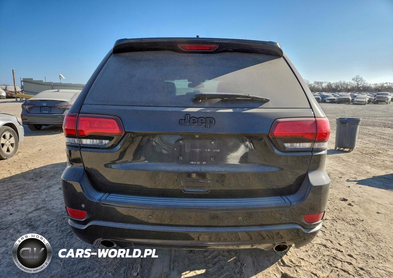 2015 Jeep Grand Cherokee Laredo VIN:1C4RJEAG2FC137042 - 6