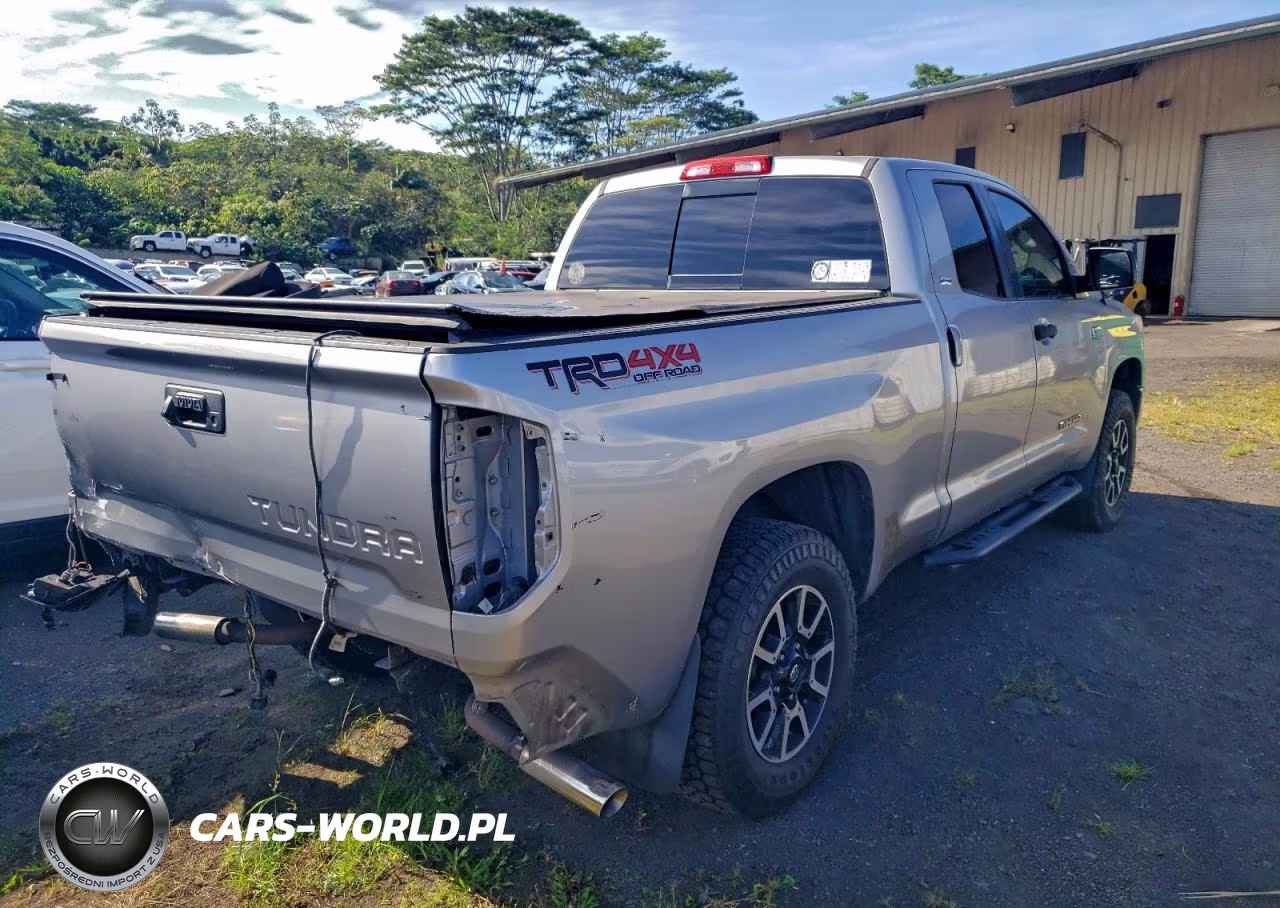 2014 Toyota Tundra VIN:5TFUY5F17EX396353 - 3
