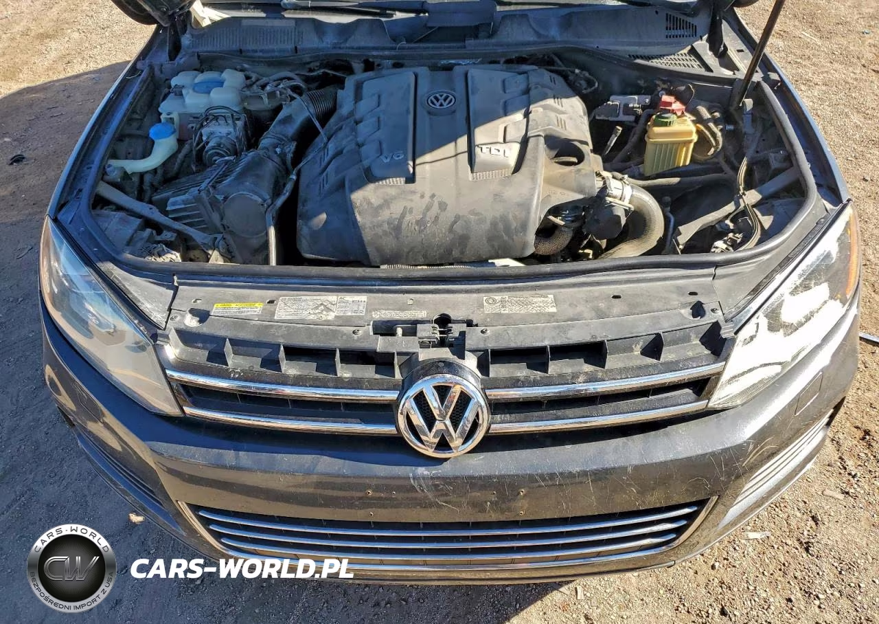 2013 Volkswagen Touareg V6 Tdi VIN:WVGEP9BP9DD003375 - 11