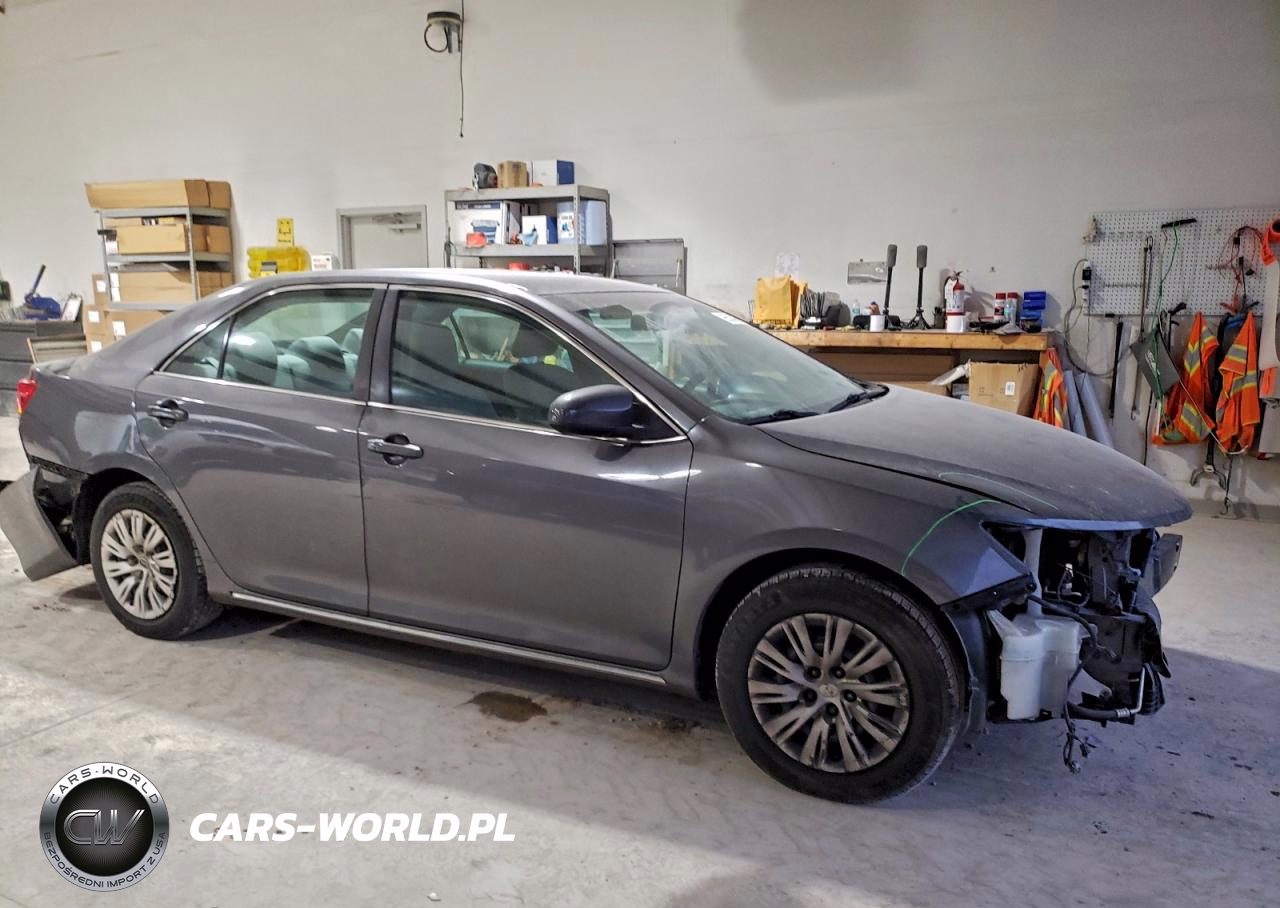 2014 Toyota Camry VIN:4T4BF1FK1ER339793 - 4